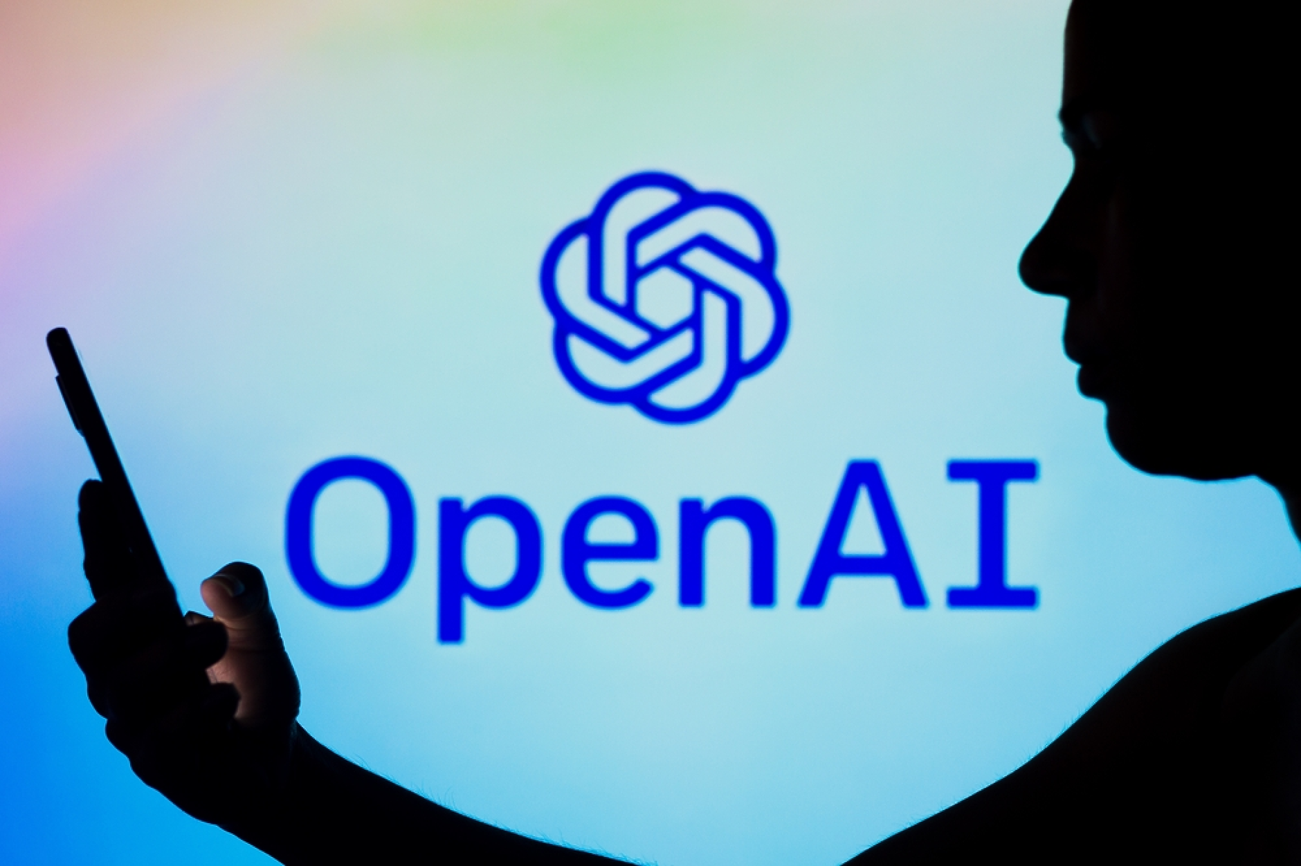 OpenAI обмисля производство на собствени ИИ чипове
