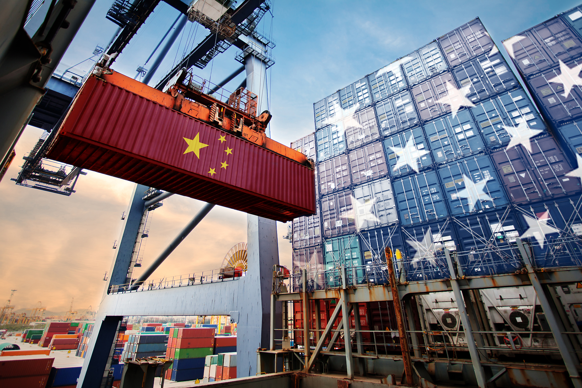 Износът на Китай намалява за пети пореден месец