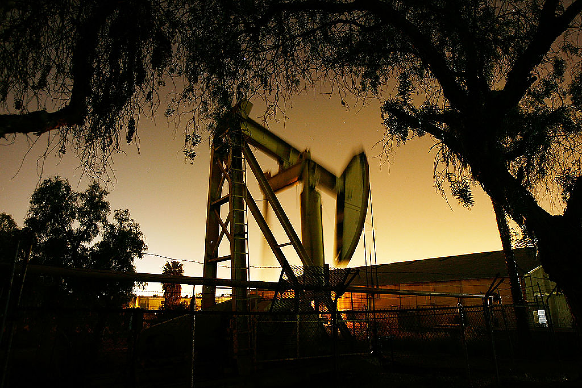 Цените на петрола се повишиха преди решението на Федералния резерв за лихвите