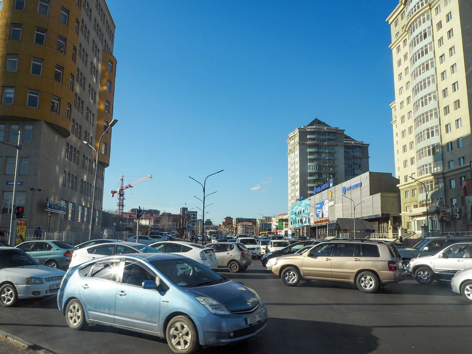 Монголската столица ще се бори със задръстванията чрез ограничаване на вноса на автомобили