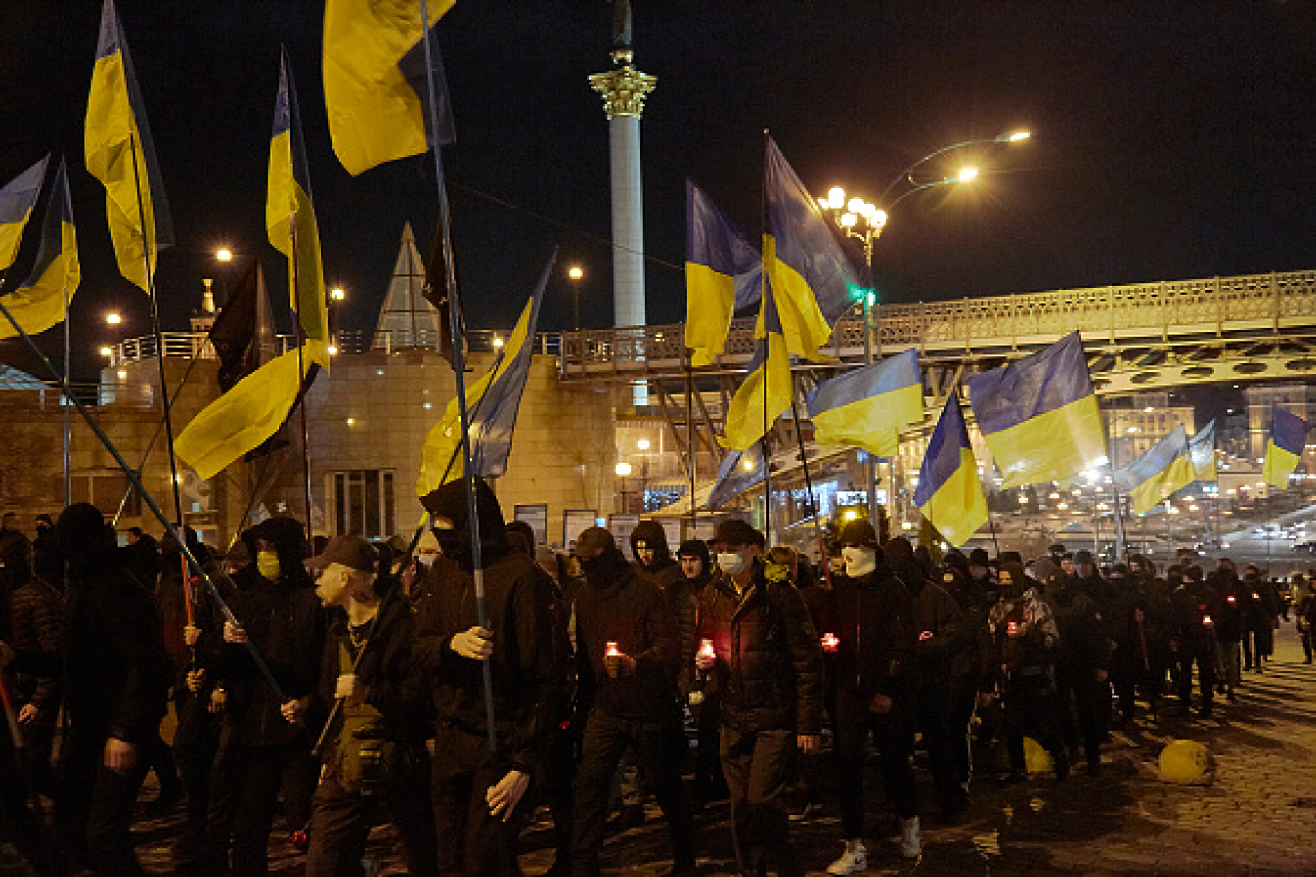 Bloomberg: Зеленски се опасява, че Русия подготвя „Майдан-3“ за Украйна