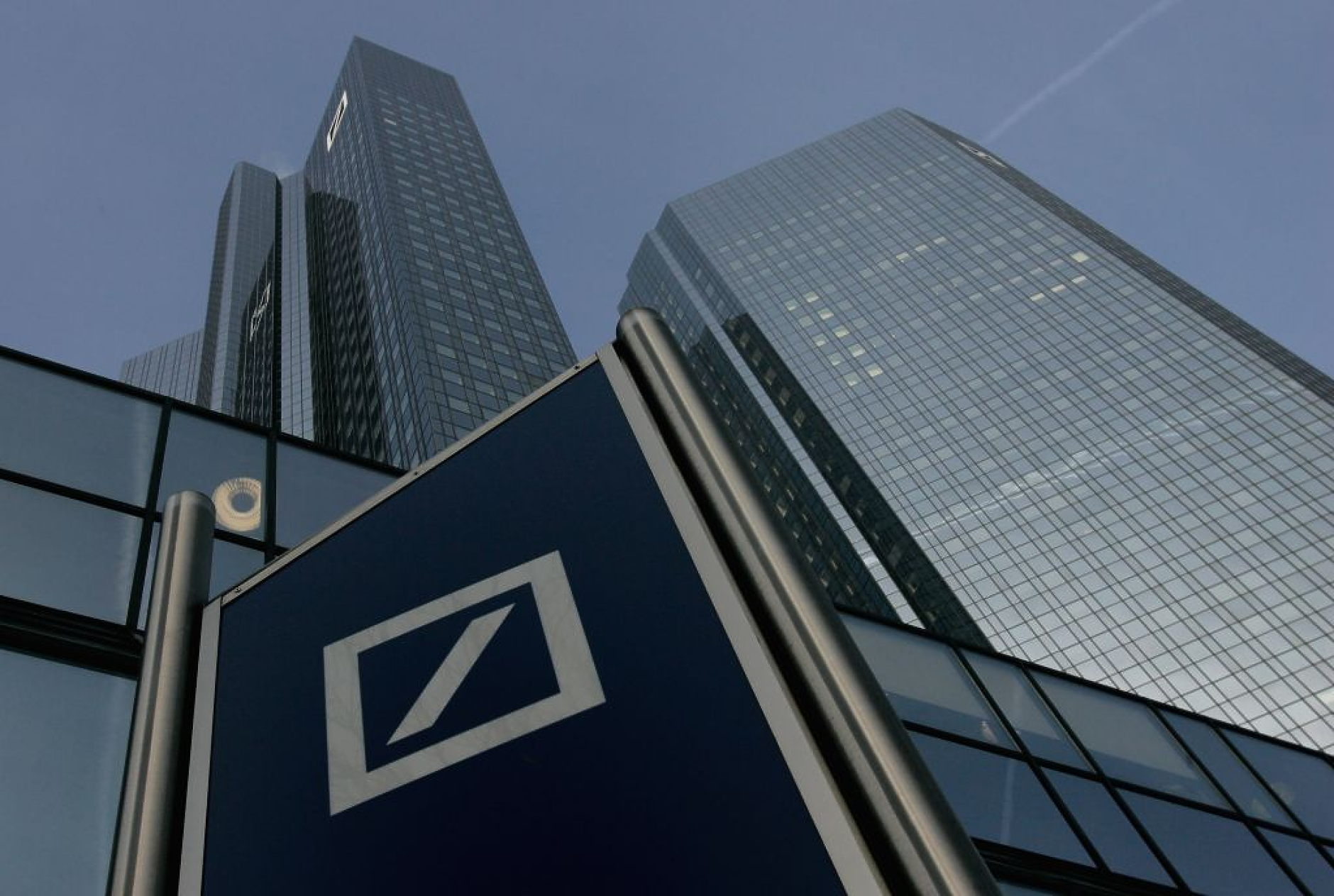 Deutsche Bank: Рецесия в САЩ ще предизвика понижение на лихвите на Фед със 175 базисни пункта догодина