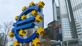 Ръстът на потребителското кредитиране в еврозоната се забави до 8-годишно дъно