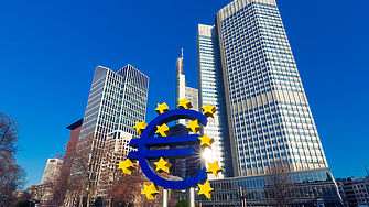 Инфлацията в еврозоната се е увеличила през декември, подхранвайки дебатите за намаляване на лихвите