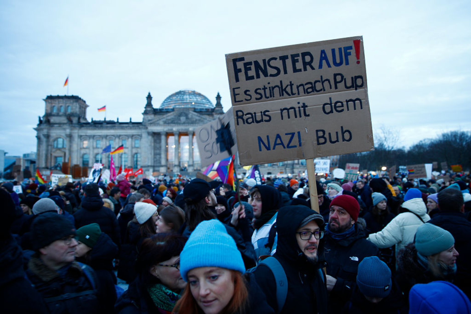 Протестите срещу крайната десница в Германия през уикенда са събрали почти 1 млн. души