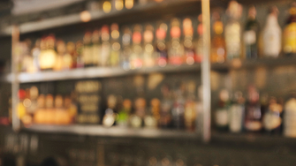 Саудитска Арабия откри първия в историята си магазин за алкохол