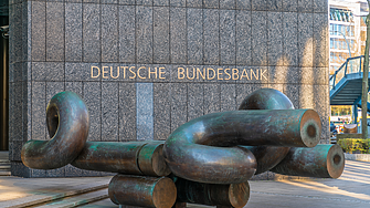 Бундесбанк е изразходвала целия си финансов буфер за покриване на загуба от 21,6 млрд. евро през миналата година