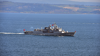 Турският военен флот поема за 10 г. защитата от пирати и терористи в териториалните води на Сомалия 