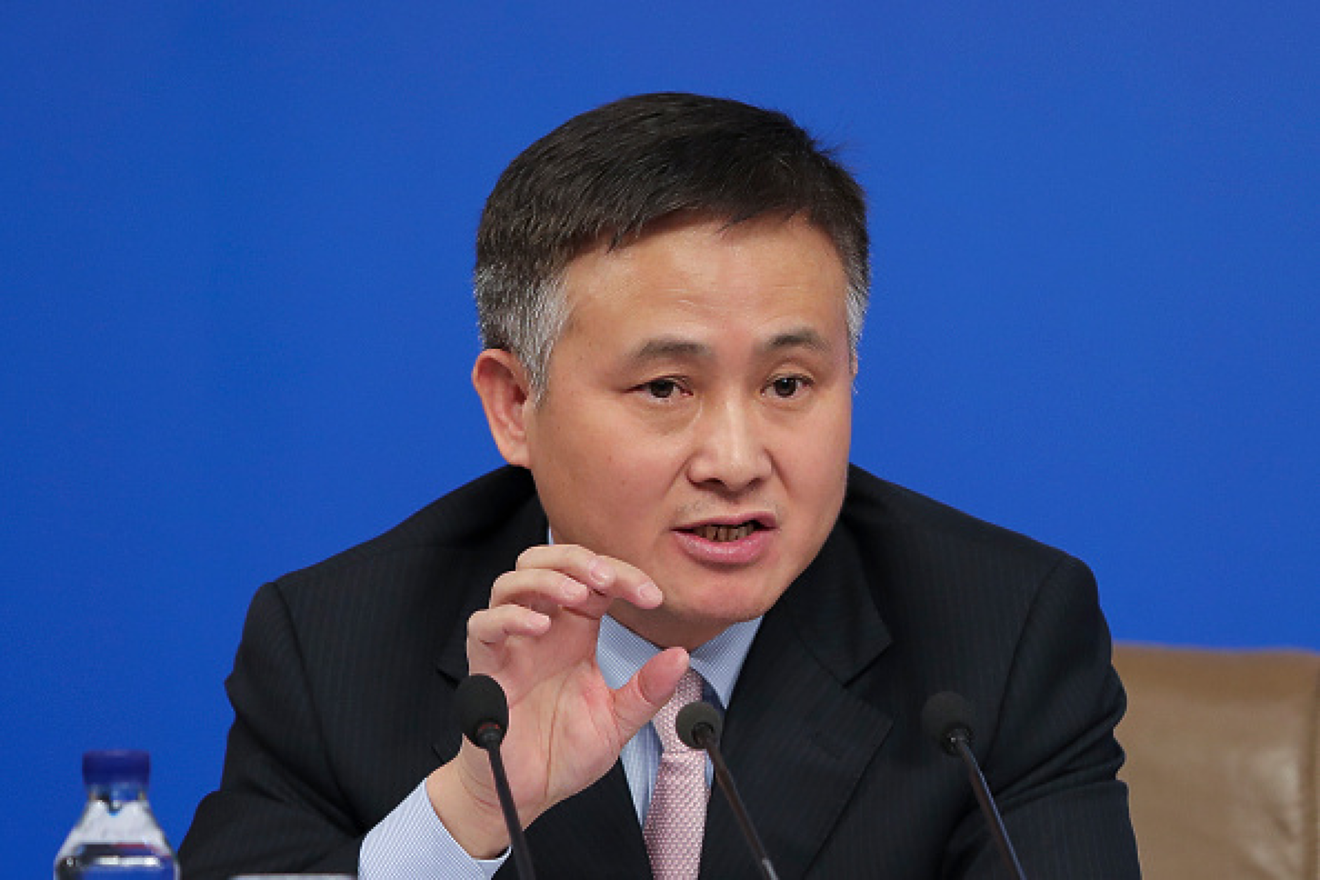 Управителят на Китайската народна банка призова за реформи на квотите в МВФ