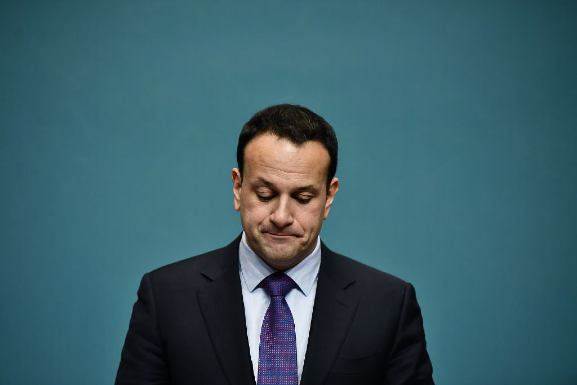 Премиерът на Ирландия неочаквано подаде оставка