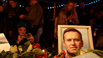 Свещеникът, отслужил панихида за Навални, беше отстранен от служение за 3 години