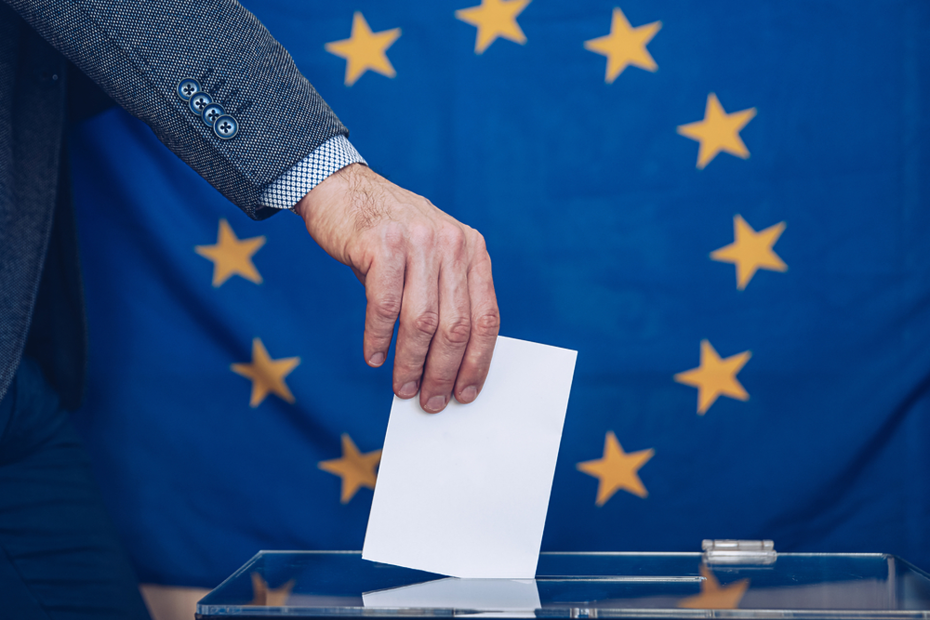 Евробарометър: Половината от българите ще гласуват на предстоящите европейски избори