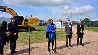 Започва строителството на нов открит паркинг на Летище София