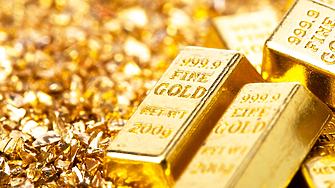 Цената на златото отбеляза  най-големия си спад за повече от година  