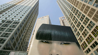Бизнесът в Хонконг и Шанхай затяга сътрудничеството в областта на финансите между двата града