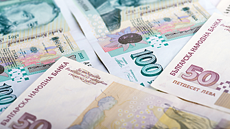 Асен Василев: Банките налагат пречки за ползването на безплатните сметки