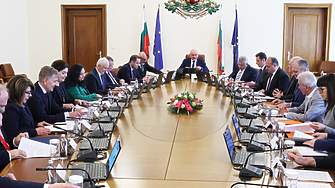 Управителят на БНБ очаква България да влезе в еврозоната по-късно през 2025 г.