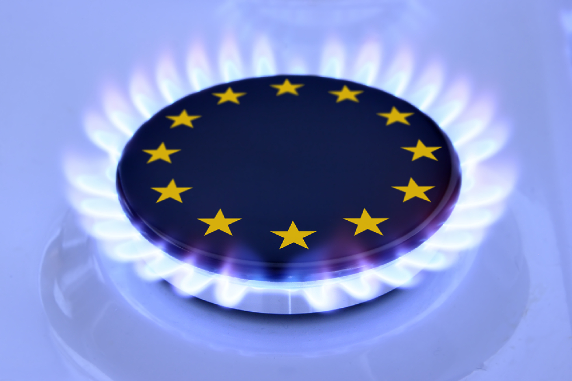 Намаленото търсене на газ в Китай  и късмет с времето спасили Европа от енергийна криза през 2022 г.