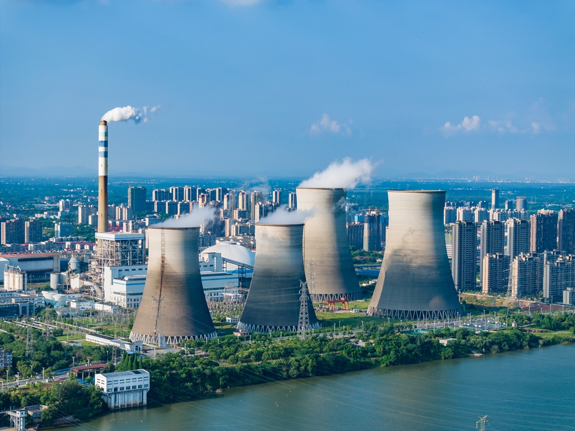 Министрите на енергетиката от Г-7 се споразумяха за спиране на производството на ток от въглища от 2035 г.