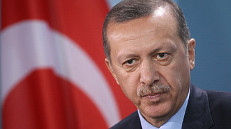 Ердоган амнистира генералите, свалили правителството на Ербакан през 1997 г.