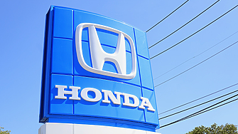 Японски автокомпании се задъхват с продажбите в Китай, Honda освобождава 1700 служители 