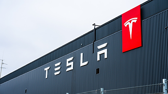  Tesla съкрати още 600 работни места в Калифорния на фона на спад на продажбите