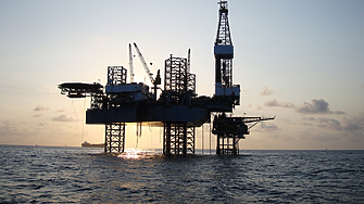 ОПЕК увеличи прогнозата си за ръст на световното търсене на петрол 
