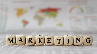 AI движи създаването на съдържание, но не замества стратегията