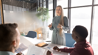 3 прости навика, които ще ви направят по-убедителни и харизматични